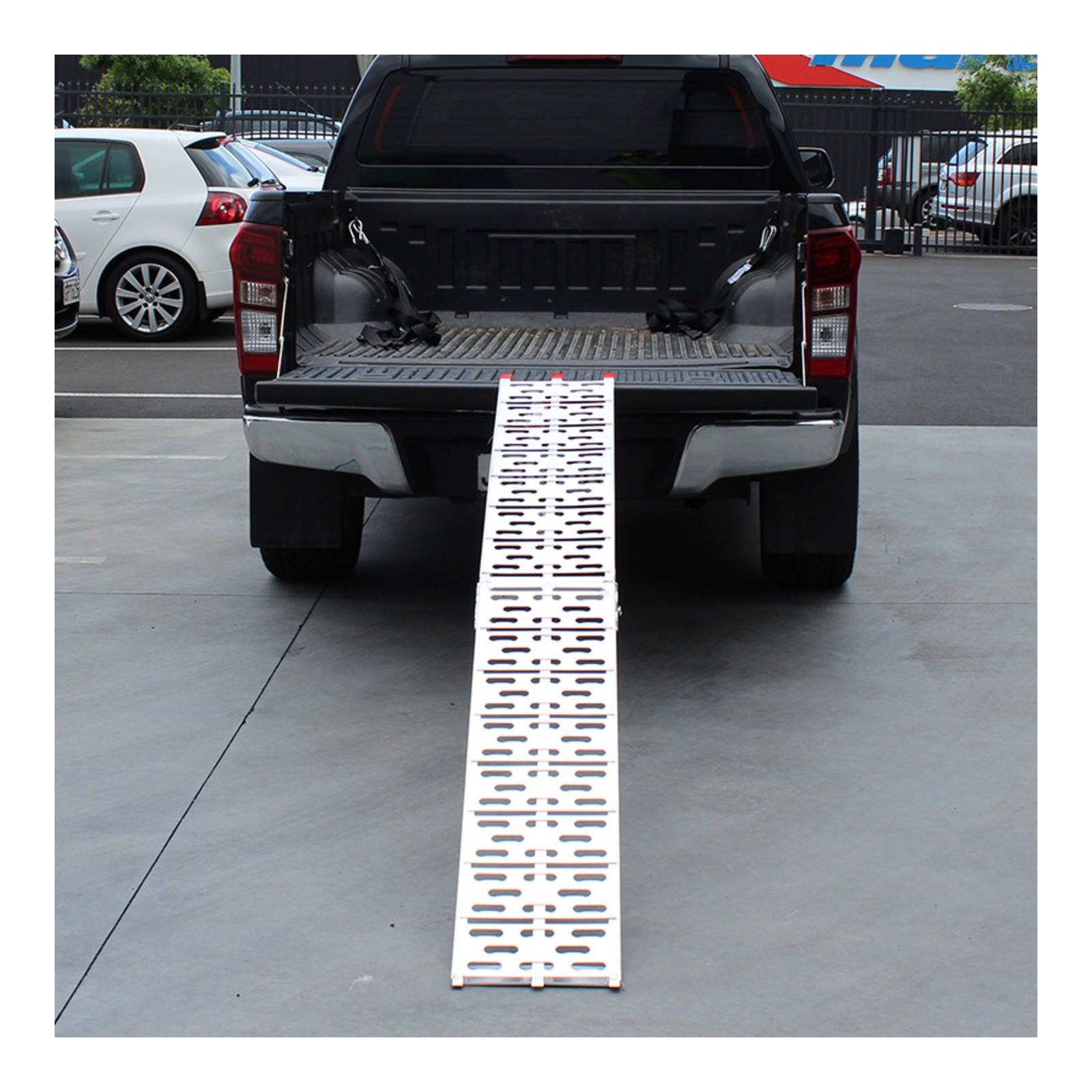 WHITES 001 ALLOY RAMP FOLDING 226X30cm 340kg rated